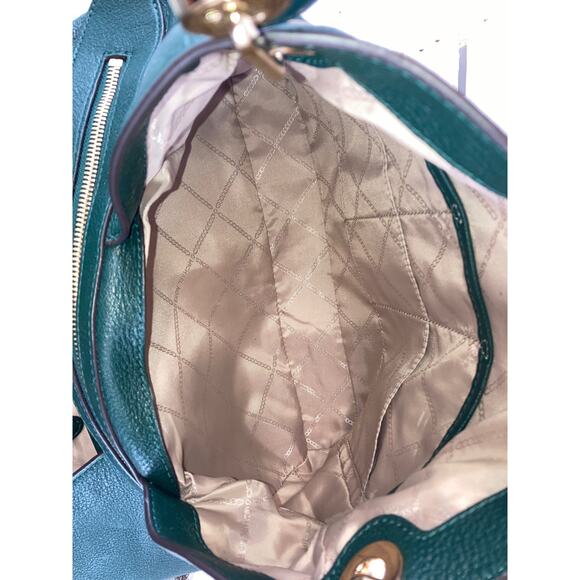 MICHAEL KORS, LARGE HUNTER GREEN PEBBLED LEATHER SHOULDER BAG - Picture 13 of 16